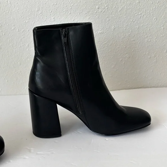 Madden Girl Black Black Square Toe Block Heel Ankle Boots Size 7M - Picture 5 of 12